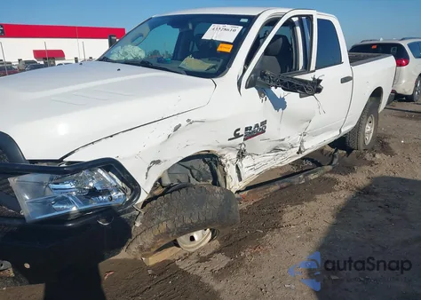 2018 Ram 2500 Tradesman 4X4 6'4 Box z USA, uszkodzony, nr VIN 3C6UR5CL7JG278490